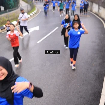 Runner Photo 7948047