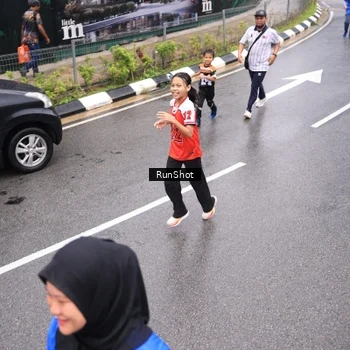 Runner Photo 7948058