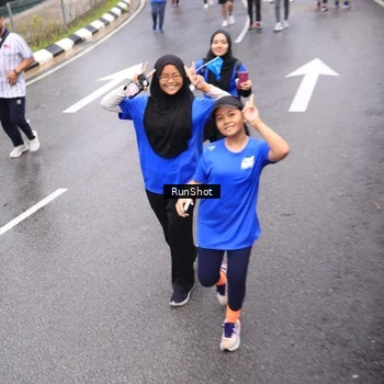 Runner Photo 7948062