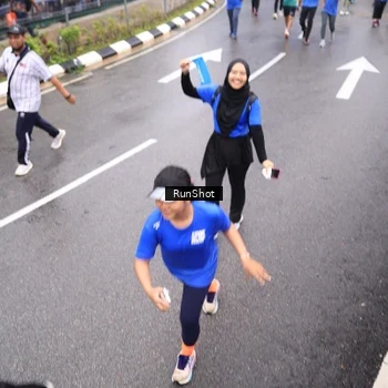 Runner Photo 7948082