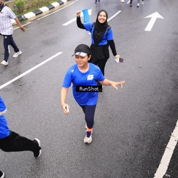 Runner Photo 7948083