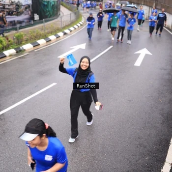 Runner Photo 7948086