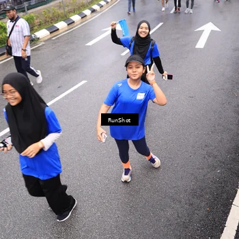 Runner Photo 7948093