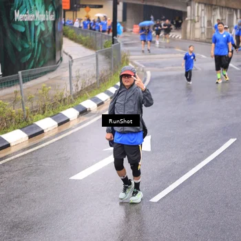 Runner Photo 7948113