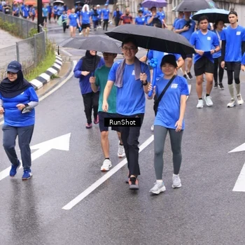 Runner Photo 7948116