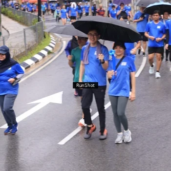 Runner Photo 7948122