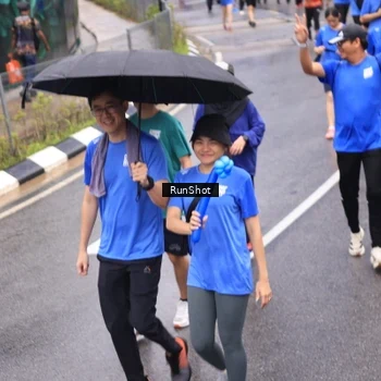 Runner Photo 7948139