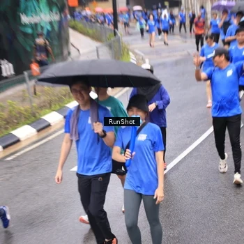 Runner Photo 7948142