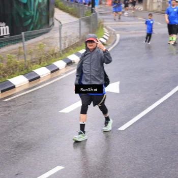 Runner Photo 7948147