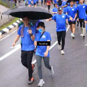 Runner Photo 7948148