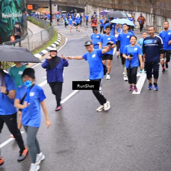 Runner Photo 7948150