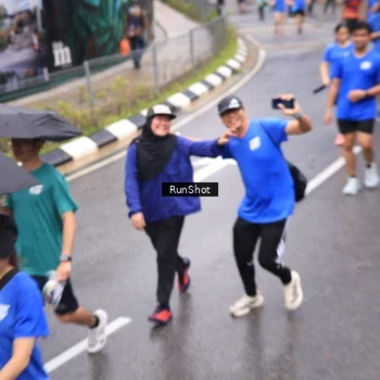 Runner Photo 7948155