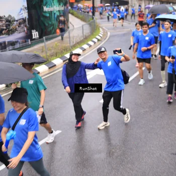 Runner Photo 7948156