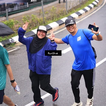 Runner Photo 7948162
