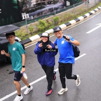 Runner Photo 7948170