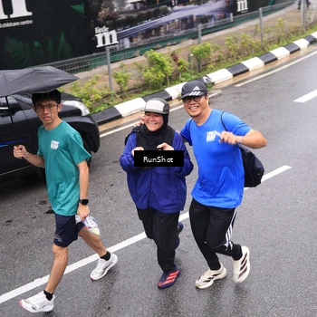 Runner Photo 7948172