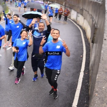Runner Photo 7948188