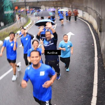 Runner Photo 7948199
