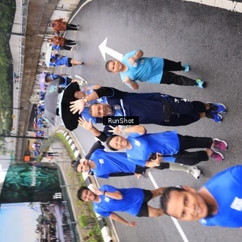Runner Photo 7948203