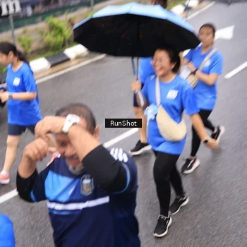 Runner Photo 7948223