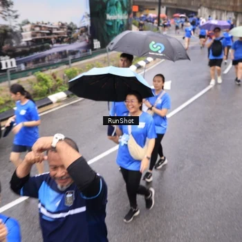 Runner Photo 7948227