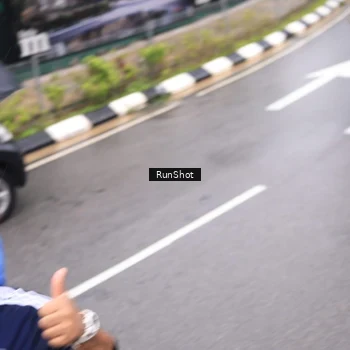 Runner Photo 7948249
