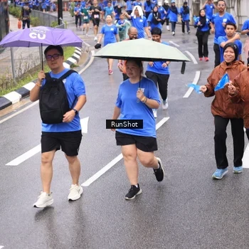 Runner Photo 7948258