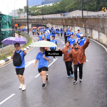Runner Photo 7948263