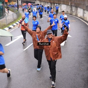 Runner Photo 7948279