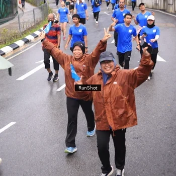 Runner Photo 7948284