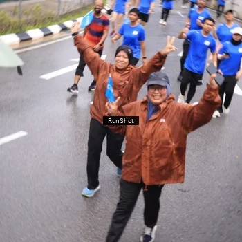 Runner Photo 7948285