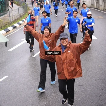 Runner Photo 7948286