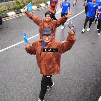 Runner Photo 7948305