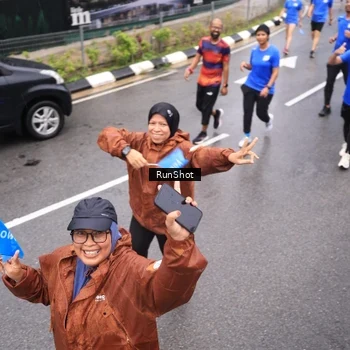 Runner Photo 7948311