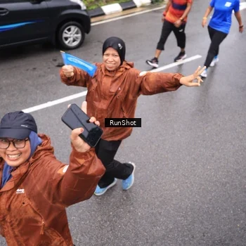Runner Photo 7948313