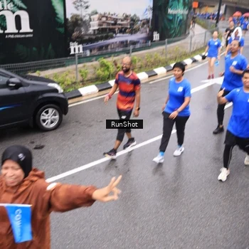 Runner Photo 7948329