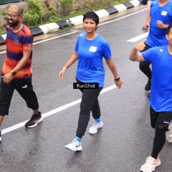 Runner Photo 7948332