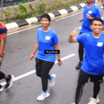 Runner Photo 7948335