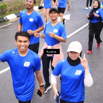 Runner Photo 7948350