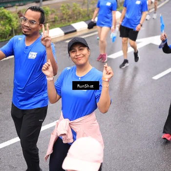 Runner Photo 7948353