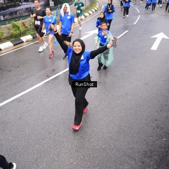 Runner Photo 7948368