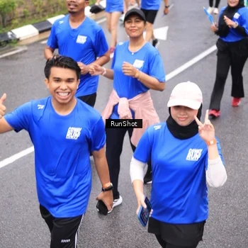 Runner Photo 7948369