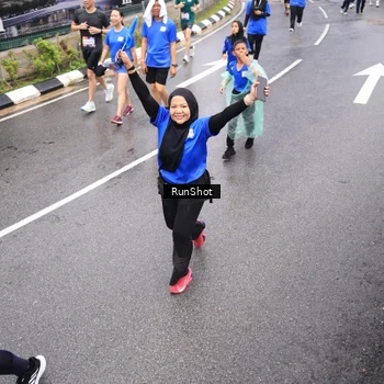 Runner Photo 7948380