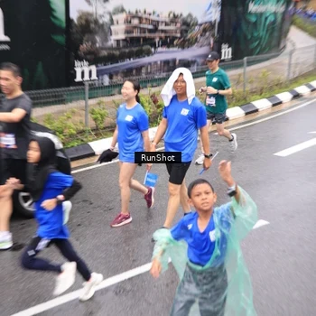 Runner Photo 7948385