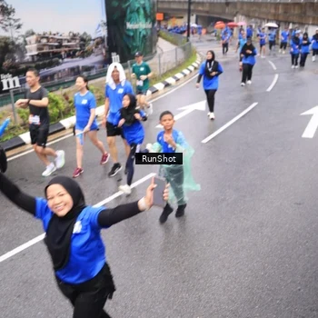 Runner Photo 7948388