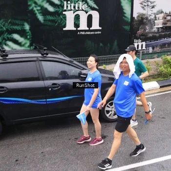 Runner Photo 7948402