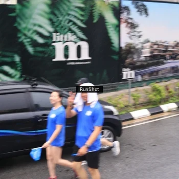 Runner Photo 7948404