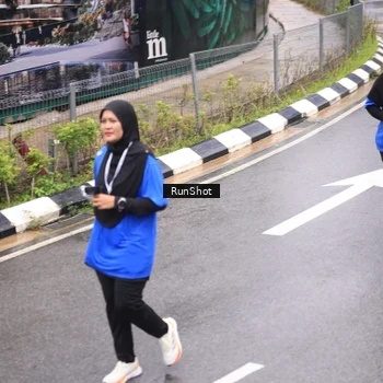 Runner Photo 7948413