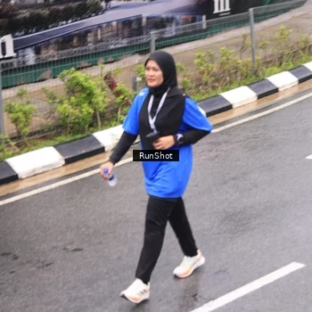 Runner Photo 7948414