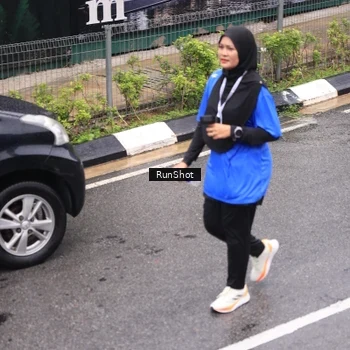 Runner Photo 7948418